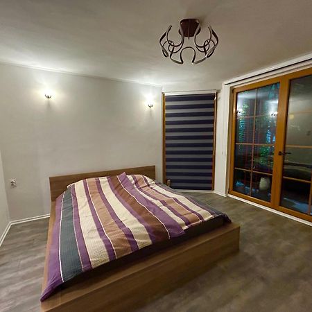 Peaceful Pleasure Apartment & Free Private Parking Сараєво Екстер'єр фото