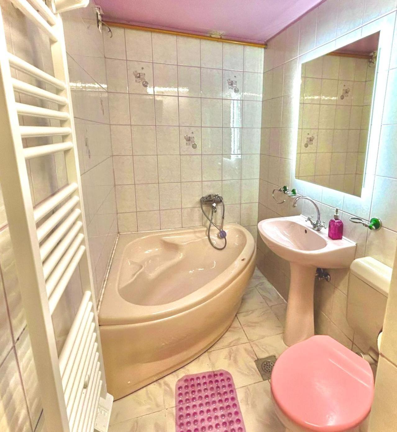 Peaceful Pleasure Apartment & Free Private Parking Сараєво Екстер'єр фото