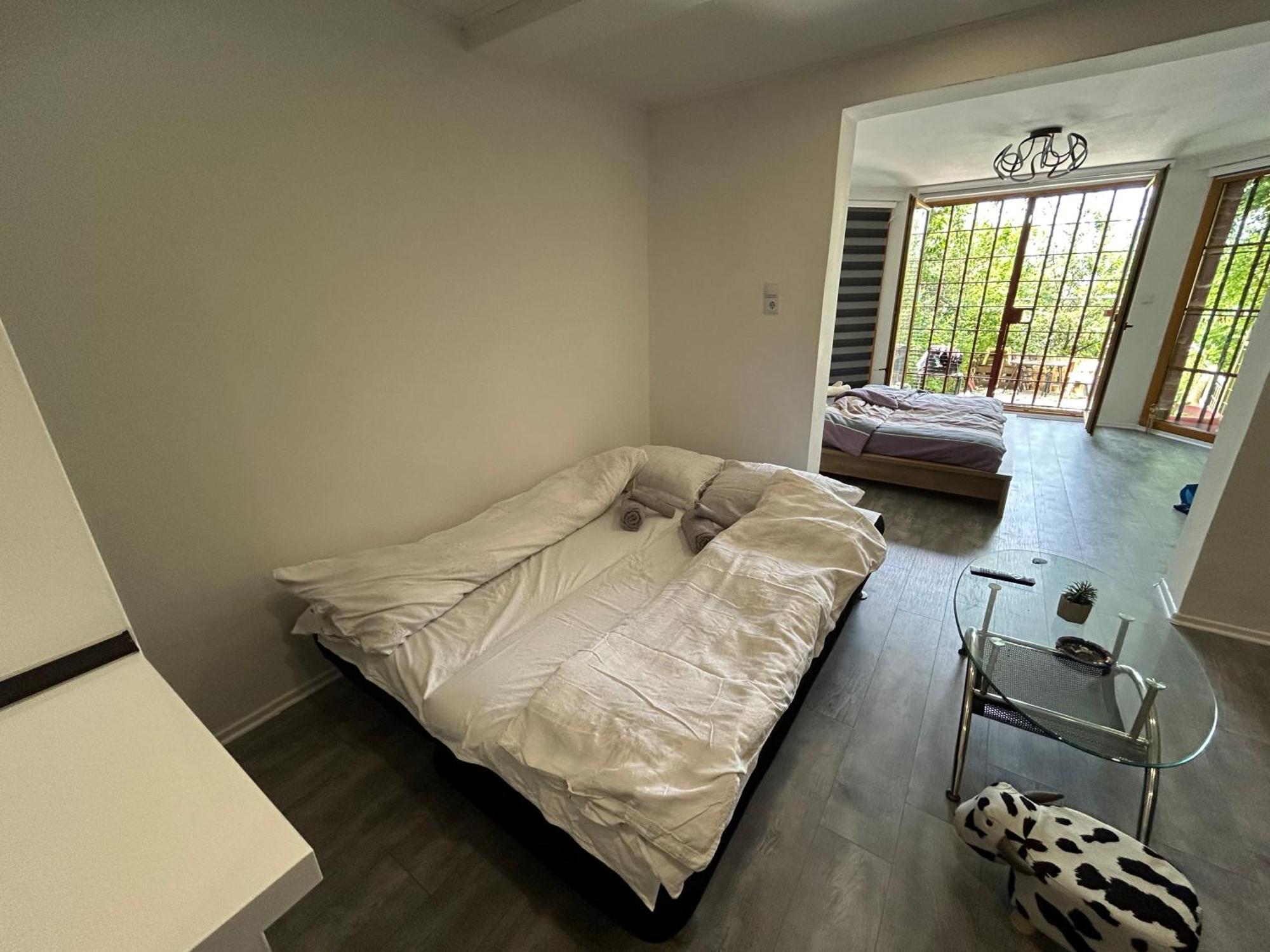 Peaceful Pleasure Apartment & Free Private Parking Сараєво Екстер'єр фото